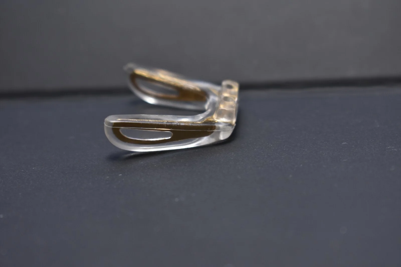 #102 Nose Pad Screw-in One Piece Bridge for Sunglasses Eyeglasses 2