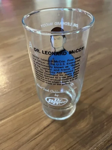 1976 STAR TREK ~DR. LEONARD MCCOY~ SPONSORED BY DR PEPPER GLASS!! 💯 MINTY 2