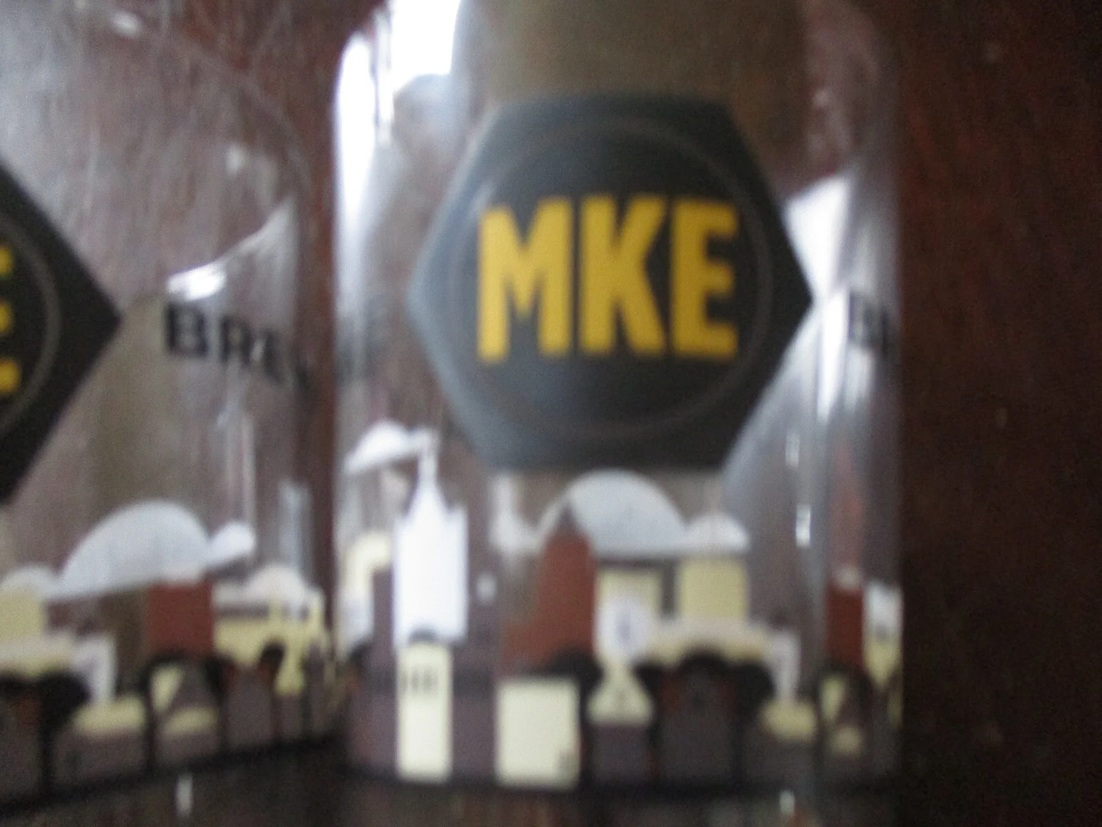 2-MKE MILWAUKEE BREWING CO.,THICK CLEAR PINT GLASSES,16ozs.,THATS LOCAL FLAVOR++ 2
