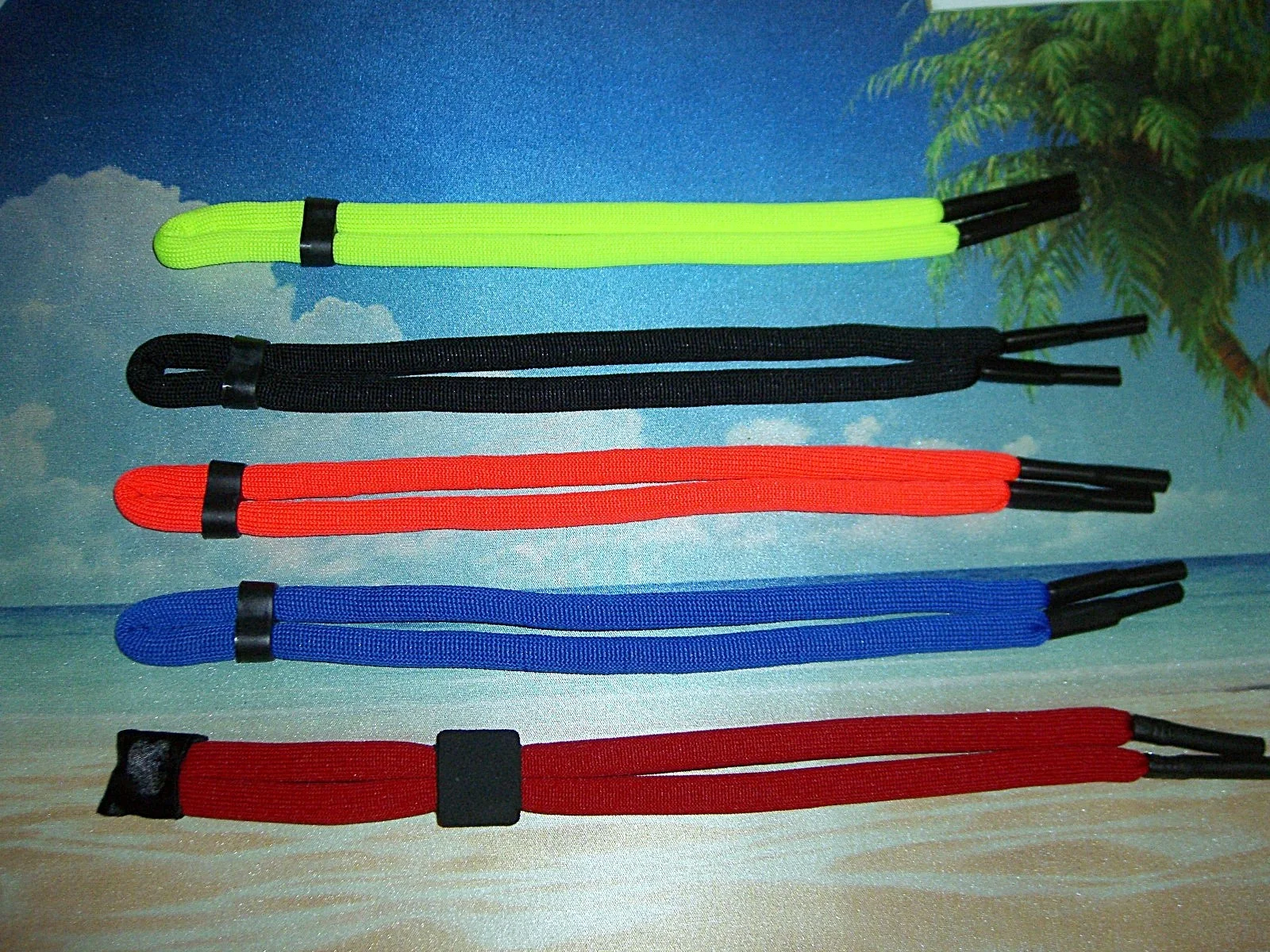 2 PAIR OF SUNGLASSES FLOATING NECK CORD STRAPS EYEGLASSES LANYARD HOLDERS