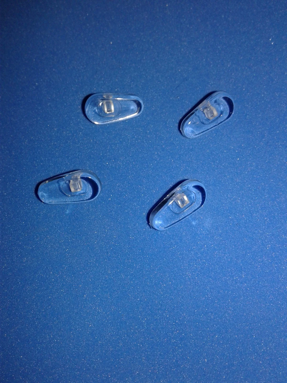 2 Pairs Soft Silicone Eyeglass Nose Pads Screw In Piece