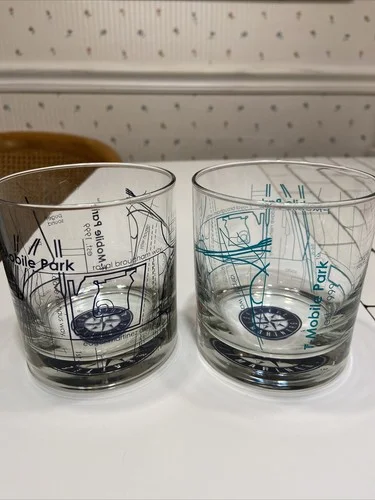 2 Seattle Mariners MLB T-Mobile Park Map Rocks Glasses