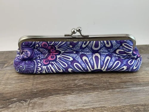 3 SOFT EYEGLASS CASES - 1 PURPLE 1 BLACK 1 FLORAL VERA BRADLEY CASE - NEAR MINT 2