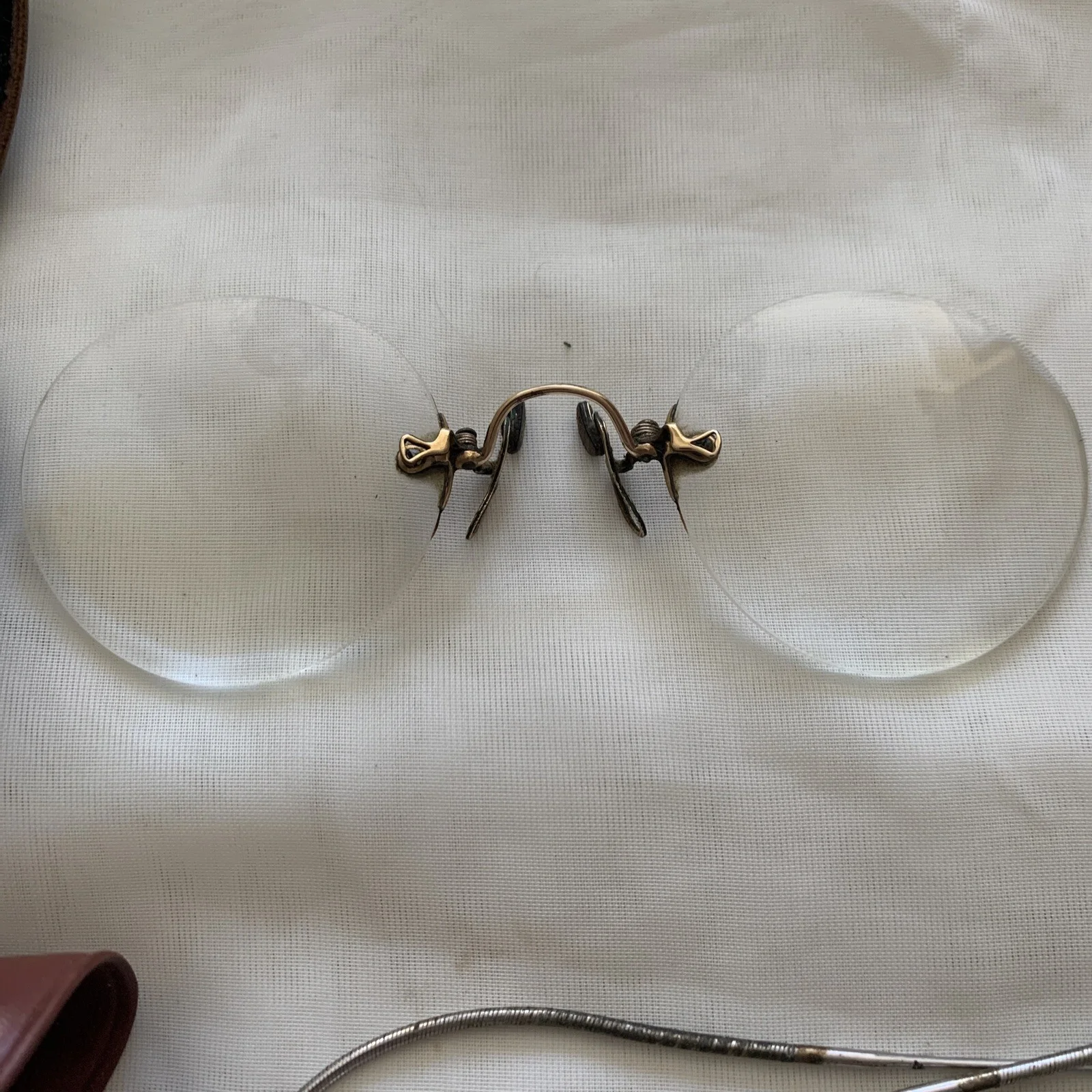 3 Vintage Eyeglasses (1 Pinch Frameless Eyeglasses) And 3 Eyeglass Cases 2