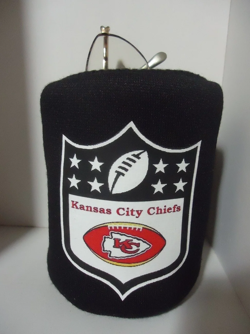 32 Football Teams NFL EYEGLASS HOLDER Office Home Desk Always Find Your Glasses