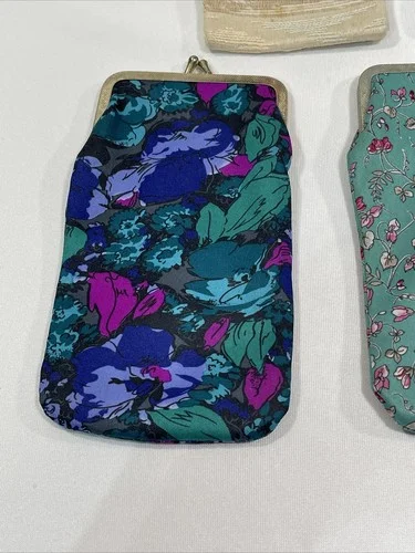 5-Vintage Cloth Eyeglasses Cases And 2 Holders 60s Floral Mod Kisslock 2