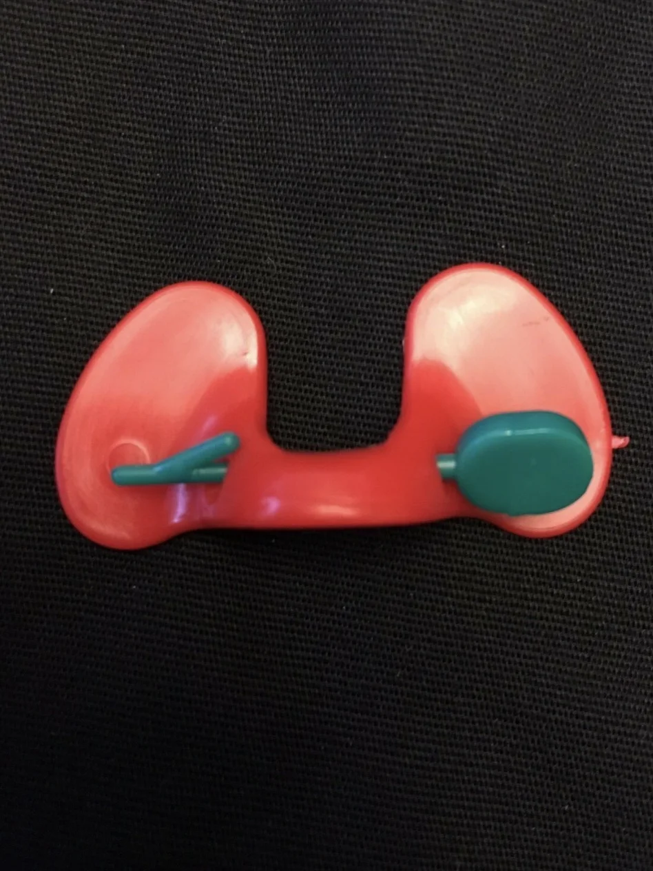 50 Pin Style Peepers Chicken blinders spectacles poultry peepers