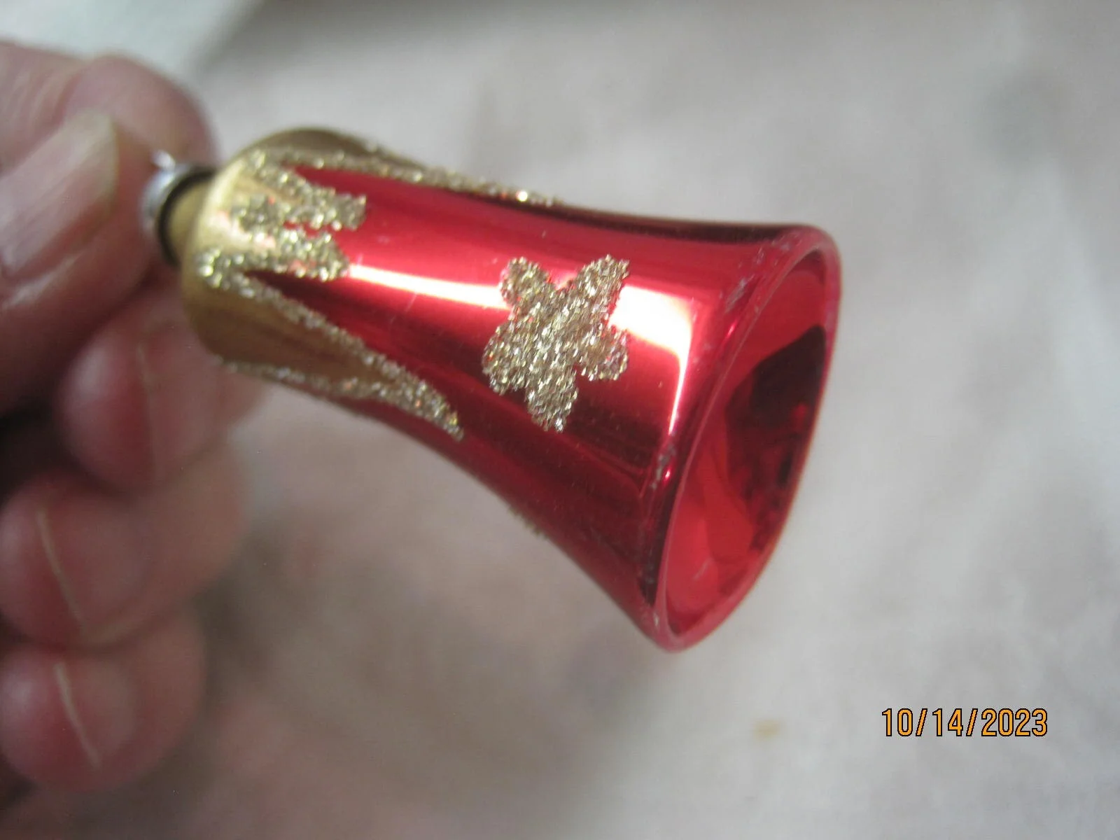 8 Vintage Holly Glass Christmas Ornaments Red and Green USED Value Pack 4