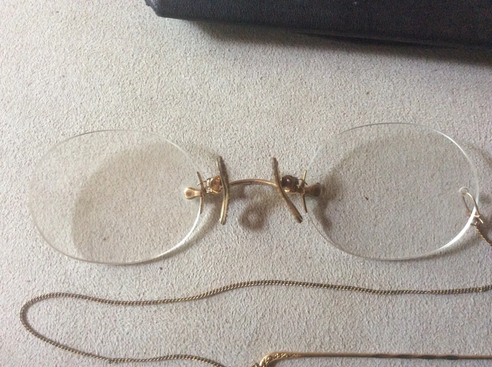 Antique 1/10 12k Gold Filled Pince Nez Glasses w/ Original Long Chain Fargo case 3