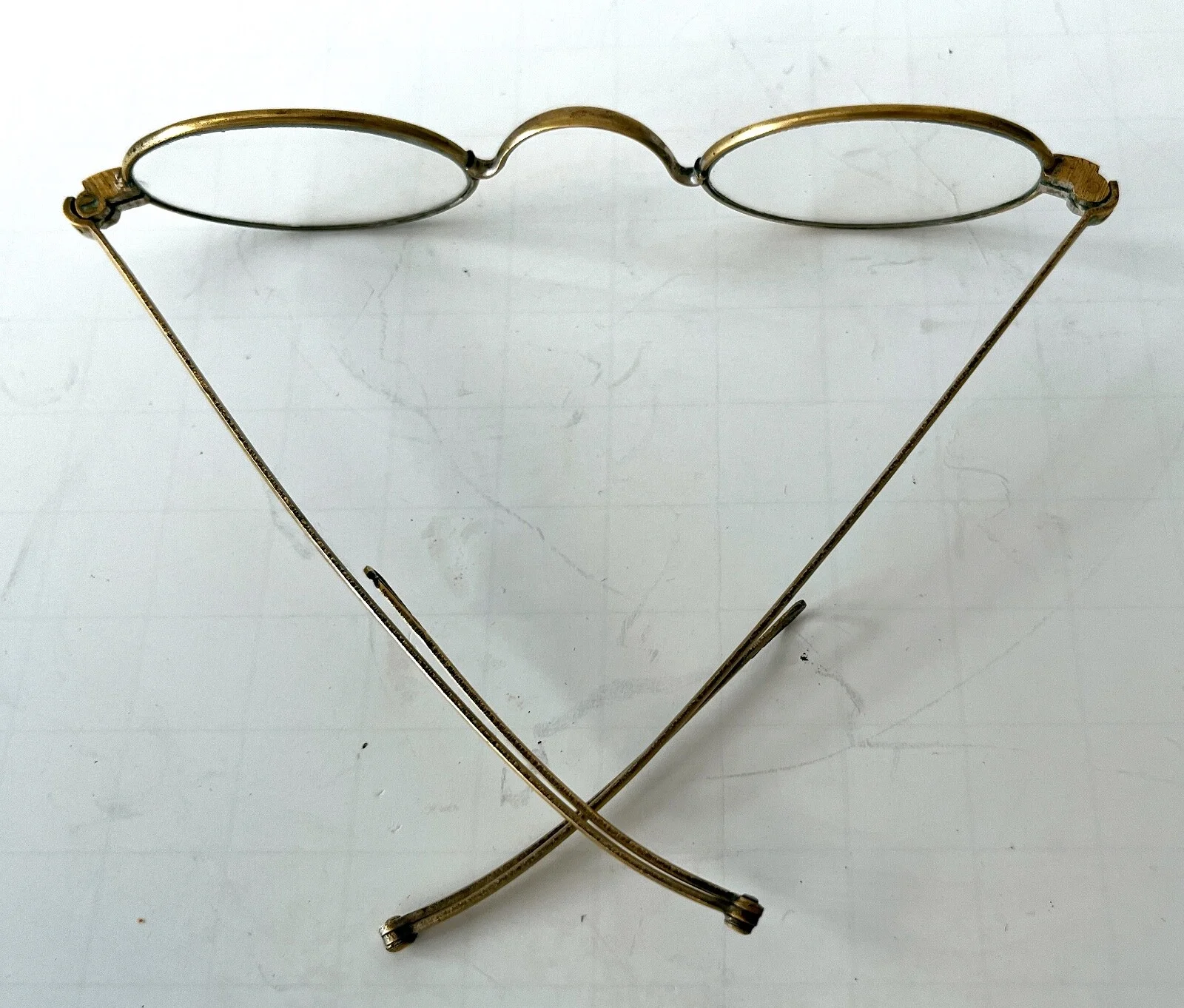 ANTIQUE MID-19TH CENTURY GOLDEN PLATED SPECTACLES WITH TURN PIN HINGE TEMPLES 4