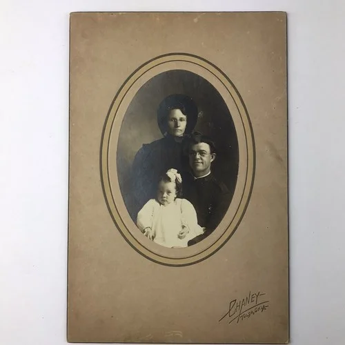 Antique Sepia Photo Card Frame Family Portrait Woman Man Eyeglasses Tulsa OK 2