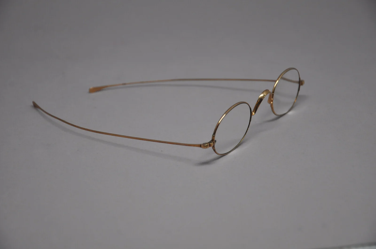 Antique Wire Frame Eyeglasses With Case Gold Color 2