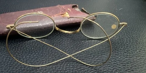 Antiques Wire Rim Eye Glasses With Eye Glass Case (12) 3