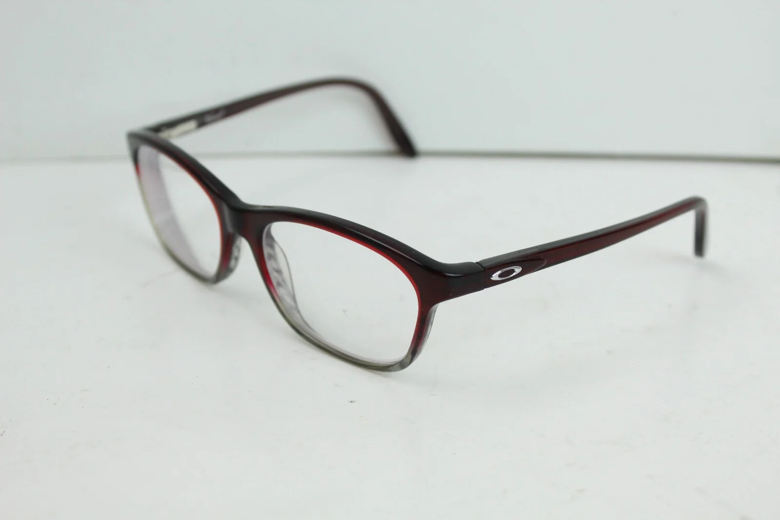 AS IS OAKLEY TAUNT OX1091-0552 red fade eyeglasses glasses frame
