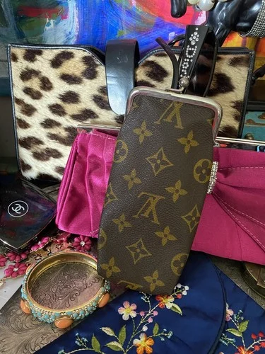 Auth Rare Vintage LOUIS VUITTON Saks Fifth Monogram LV Glasses Eyeglass Case FC 2
