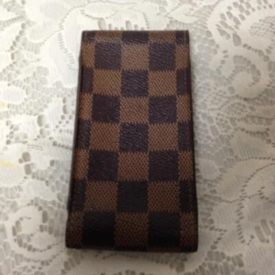 Authentic Louis Vuitton Brown Damier Cigarette-Eye Glass Case 5inx2.5inx1.5in(#4 2