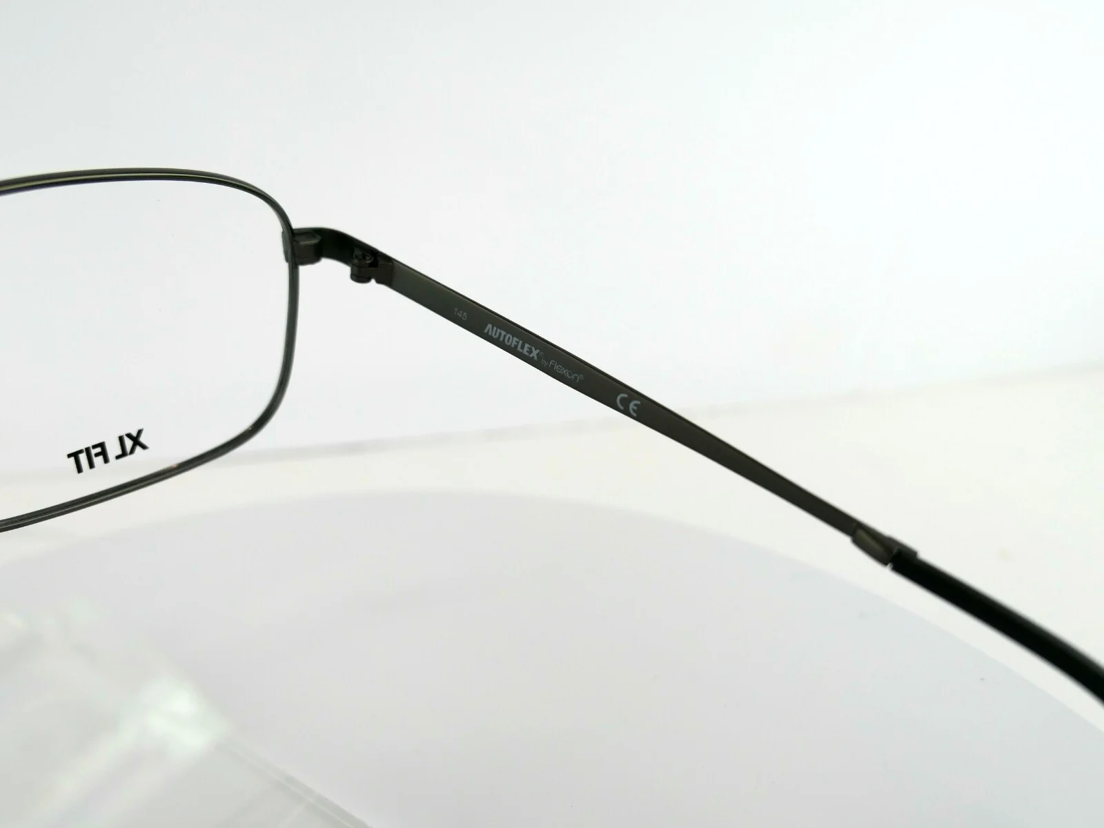 AUTOFLEX 100 (033) GUNMETAL 57-17-145 XL FIT MEMORY TITANIUM Eyeglass Frames 4