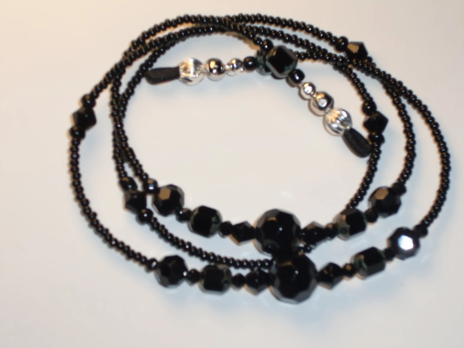 Beaded eyeglass chain solid jet black~Fancy ends ~28