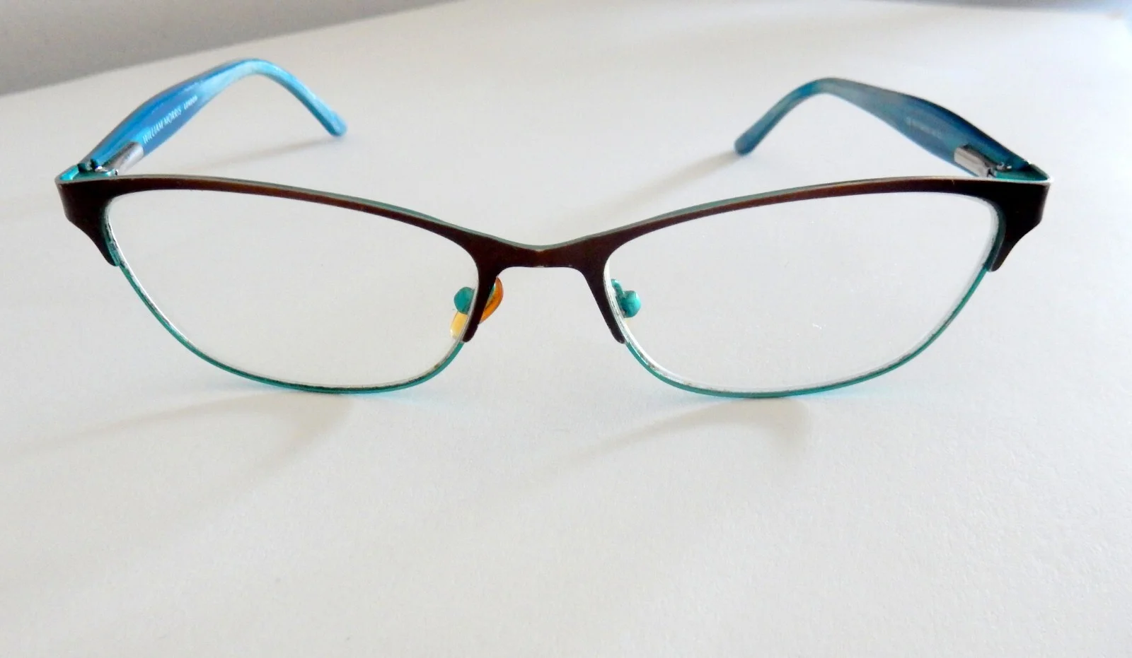 Beautiful pair of Turquoise William Morris London Eyeglass Frames 9915 54x16 140 2