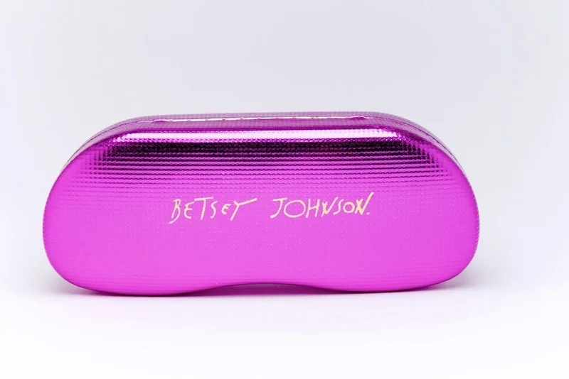 BETSEY JOHNSON PINK METALLIC EYEGLASS CLAMSHELL CASE 1