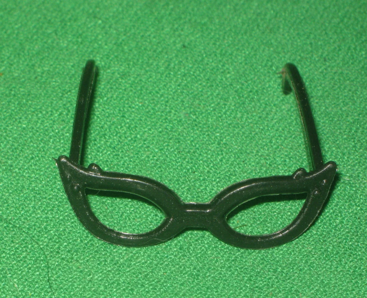 Black Cat Eye Glasses for 8