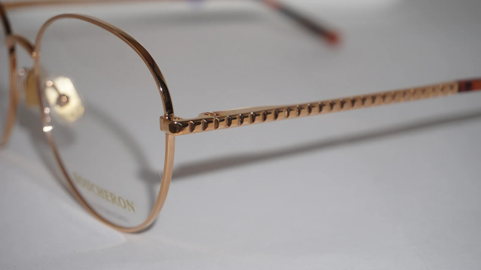 Boucheron New Eyeglasses Oval Gold Gold BC0043O 003 55 16 140 4