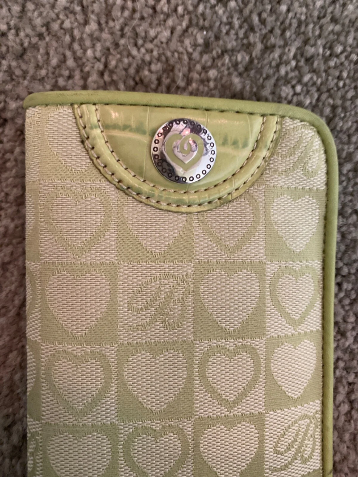 BRIGHTON Signature Heart Pattern Soft Eye Glass Case Green Leather Trim NEW 3