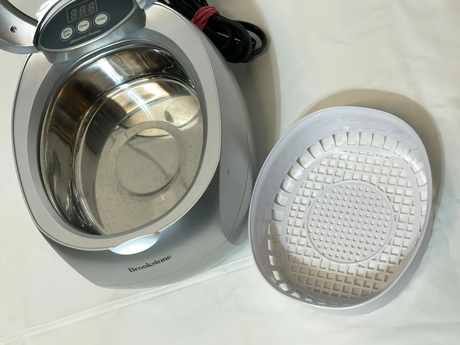 Brookstone Ultrasonic Jewelry DVD Eyeglass & More Cleaner CD-7830A~New~ 3