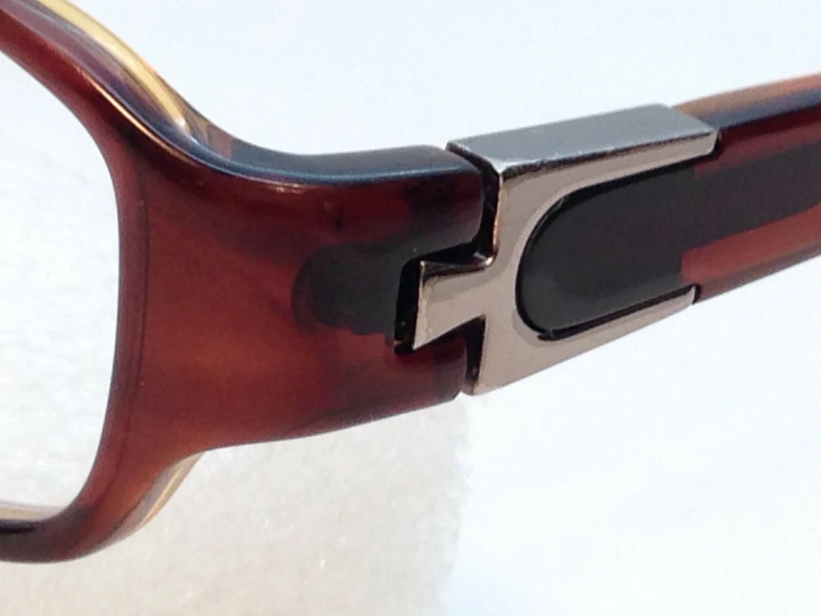 Bulova Turin Womens Rectangular Eyeglass Frames Amber Gunmetal 51▯16-135 2