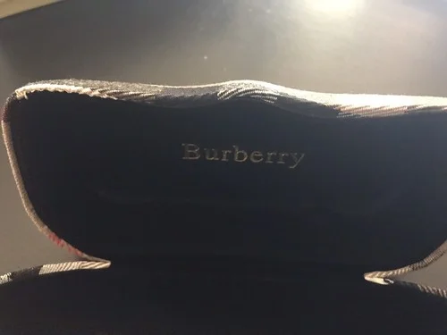 Burberry Sunglasses /Eyeglasses Hard Case and Cloth. Comes With Gift Box. 4