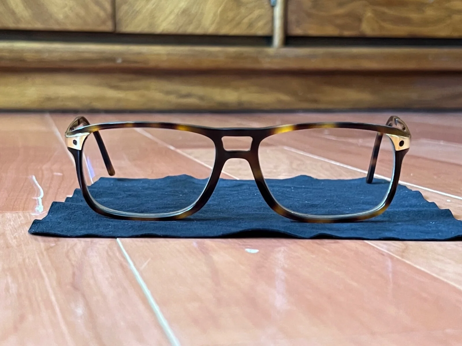 Cartier - Santos Cartier Eyeglasses/Glasses/Frames - Gold/Tortoise - CT0079O 4