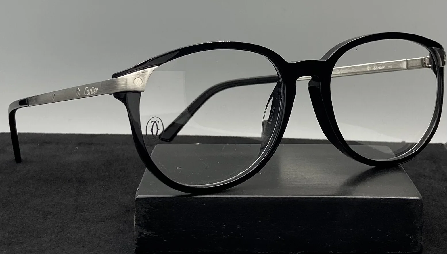 Cartier Santos de Cartier EYE00129 Eyeglasses-Black/Brushed Platinum 2
