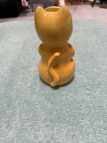 Cat Yellow Hand Painted Eyeglass Holder 4 Inches High Free Shipping 3