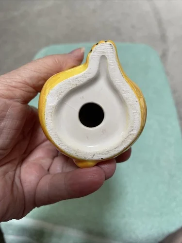 Cat Yellow Hand Painted Eyeglass Holder 4 Inches High Free Shipping 4