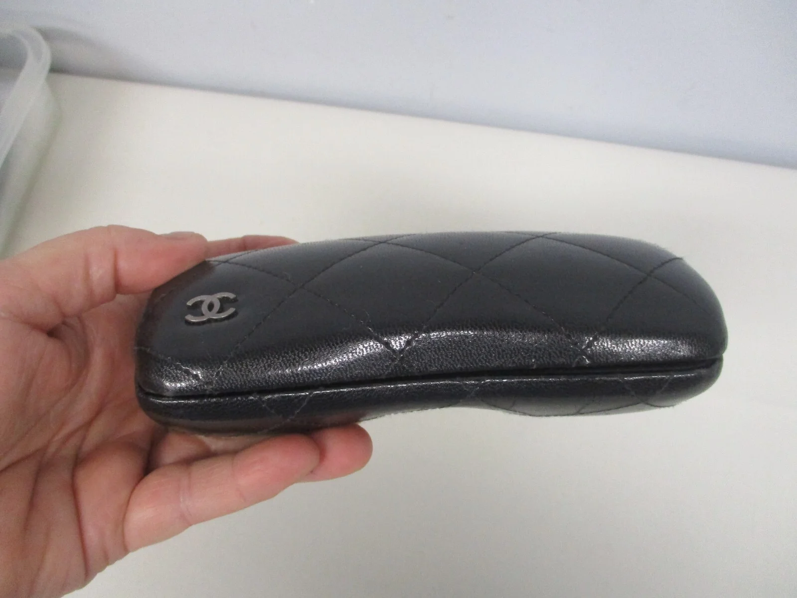 CHANEL BLACK QUILTED LEATHER EYEGLASS SUNGLASSES CASE 2