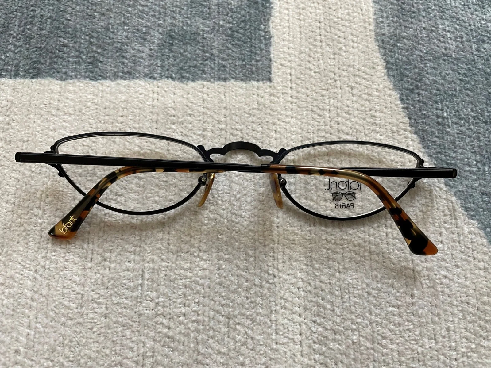 Chic French vintage cat eye Lafont Belle 47 eyeglasses frames. 2