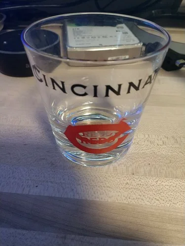 Cincinnati Reds Glass