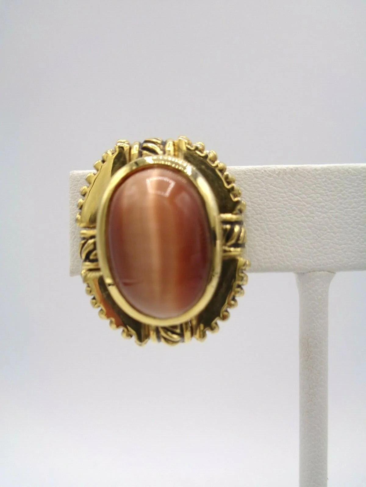 Classic Golden/Brown Cats Eye Glass & Gold Tone Halo Clip on Earrings 1 3