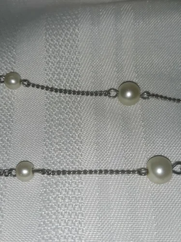 CMc Designer Fashion Eyeglass Holder pearl Silver Chain Anti Slip. 3