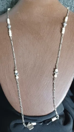 CMc Designer Vintage Fashion Eyeglass Holder Pearl Silver Chain Anti Slip