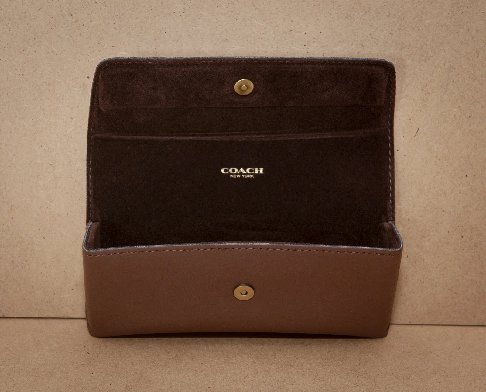 Coach Brown Leather Soft Case for Eyeglasses & Small Sunglasses 4
