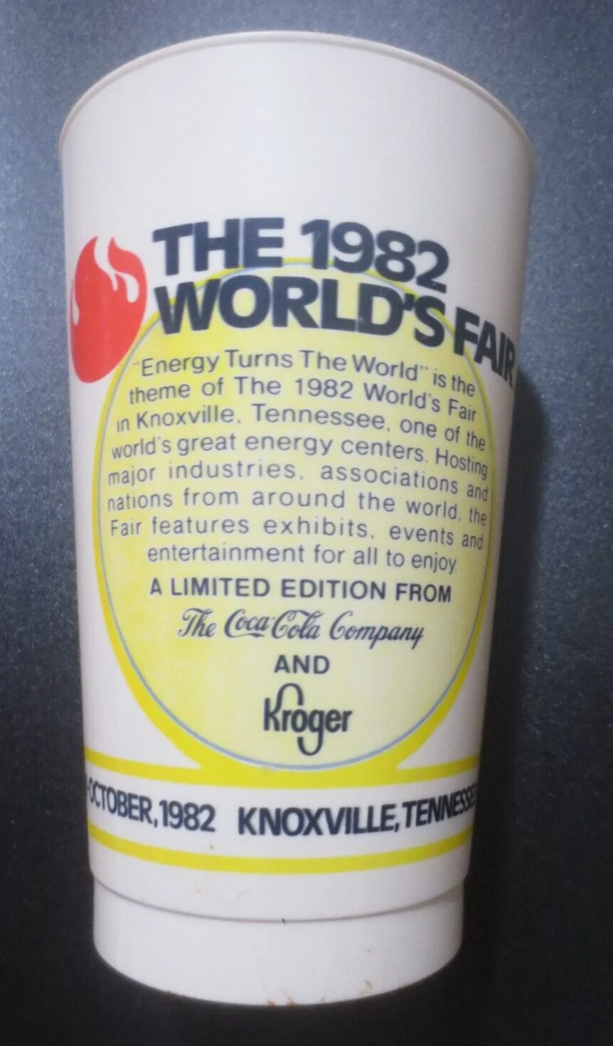 COCA-COLA 1982 Worlds Fair Knoxville, Tennessee plastic tumber 3