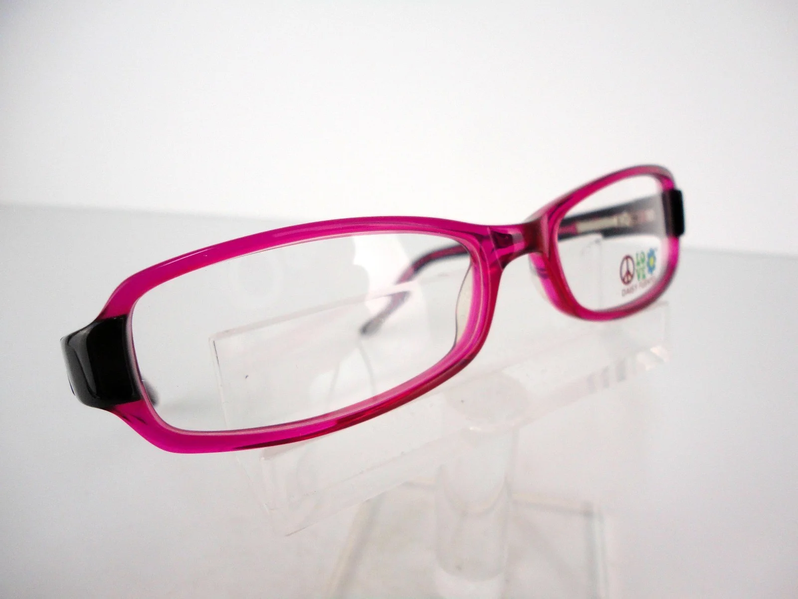 Daisy Fuentes Peace by Zylowear (130) Berry Black 52 x 16 135 mm Eyeglass Frames