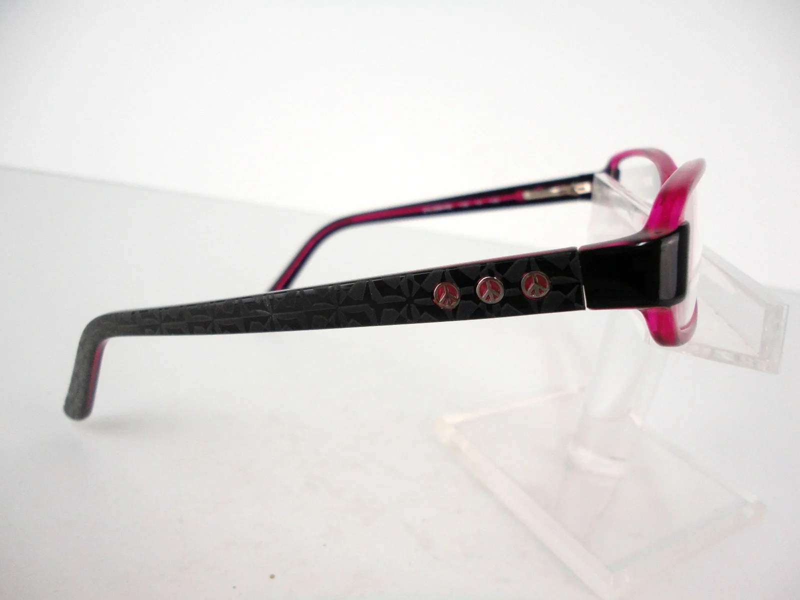 Daisy Fuentes Peace by Zylowear (130) Berry Black 52 x 16 135 mm Eyeglass Frames 2