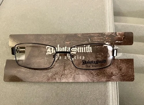 Dakota Smith, Los Angeles Reliance Black Signature Eyewear glasses