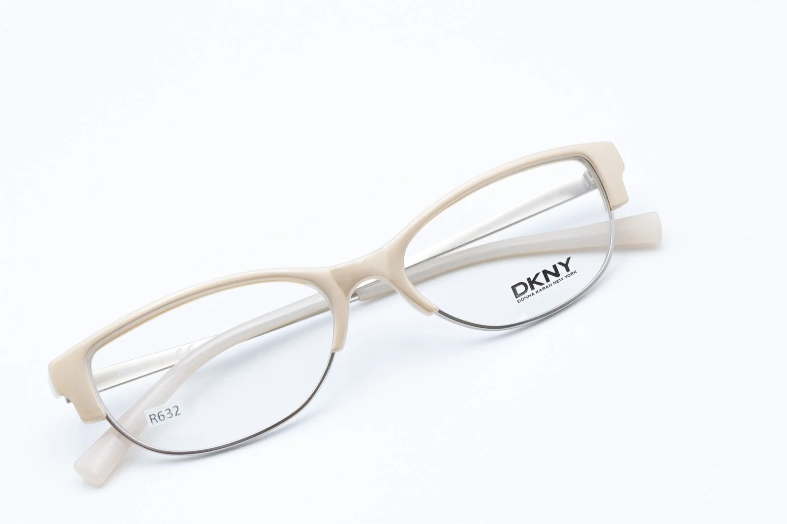 DKNY DY 4622 3530 Pearl Beige / Silver 51-16-135 Cat Eye Eyeglass Frames R648