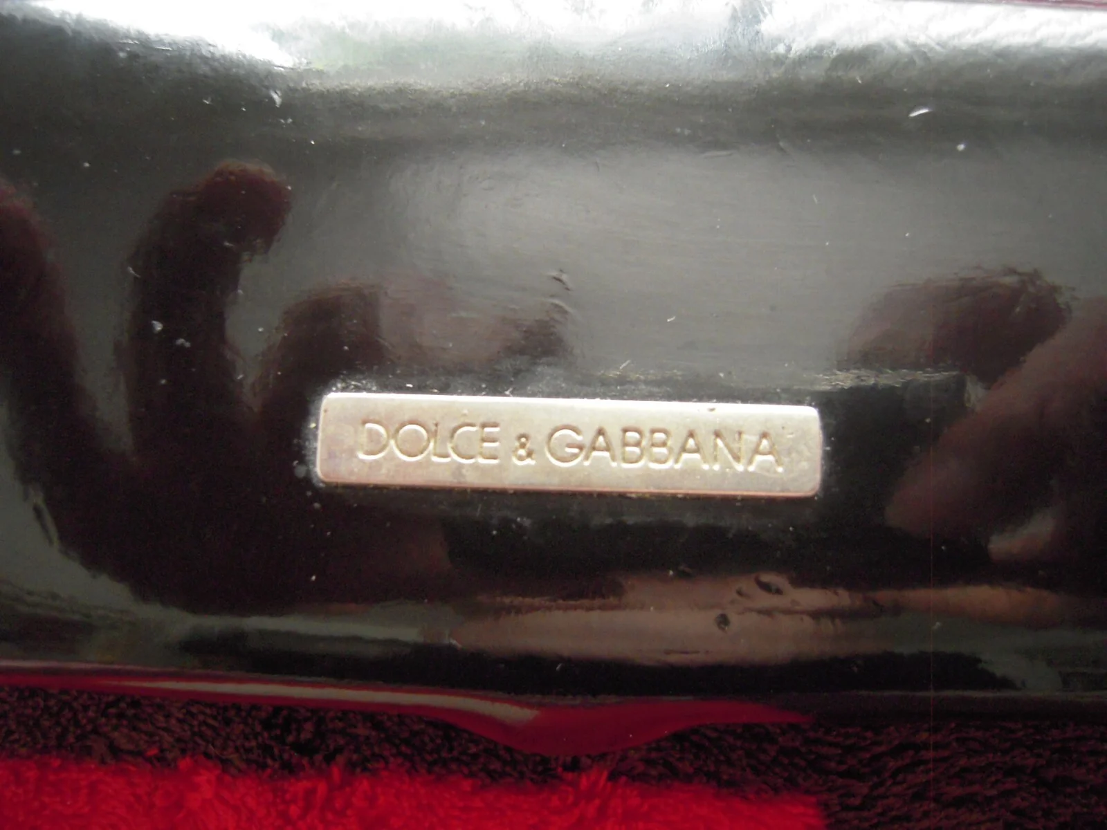 DOLCE & GABBANA BLACK SOLID PATTERN PATENT LEATHER HARD CLAMSHELL EYEGLASS CASE 3