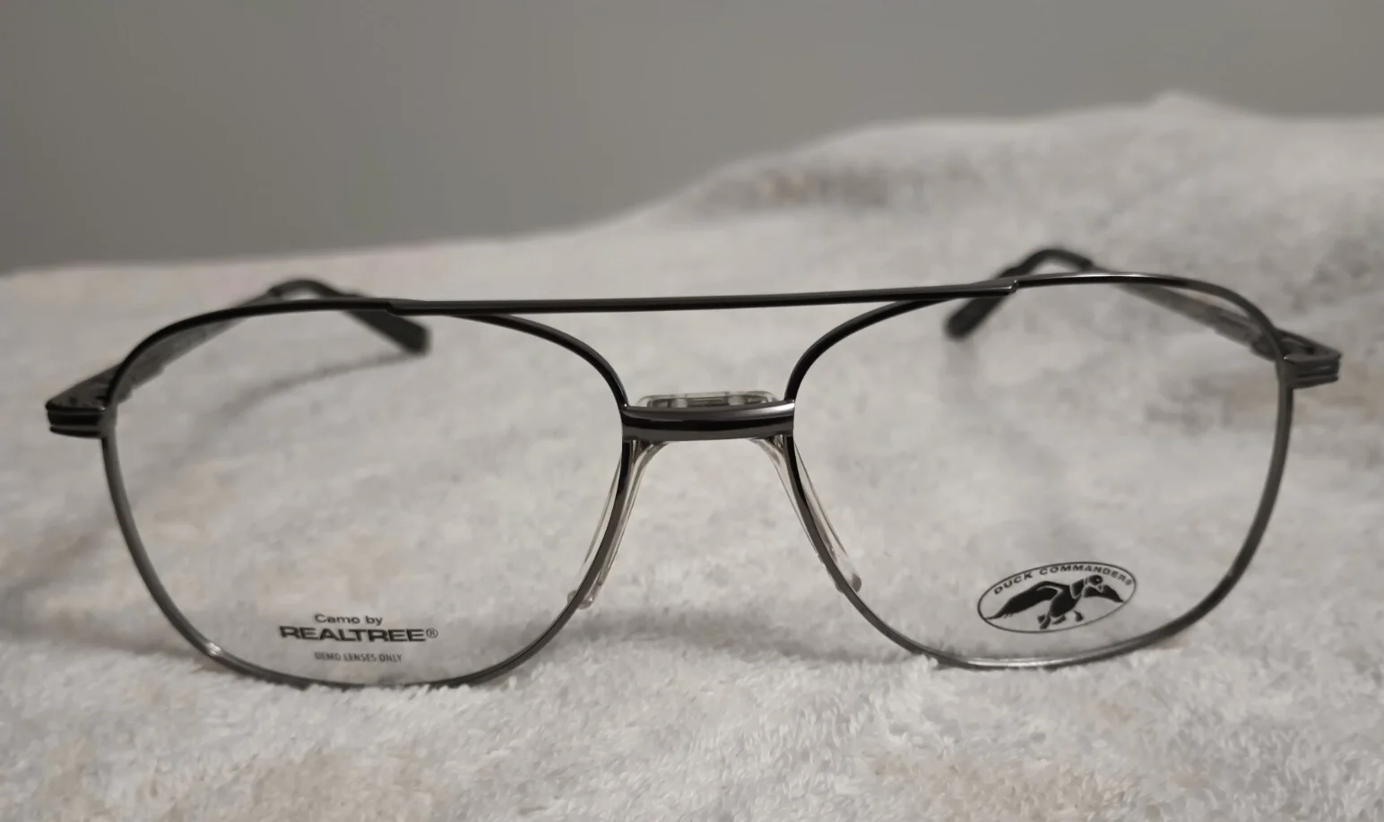 DUCK COMMANDER REAL TREE D136 GUNMETAL 56-14-145 NEW WITHOUT TAGS FRAME #324
