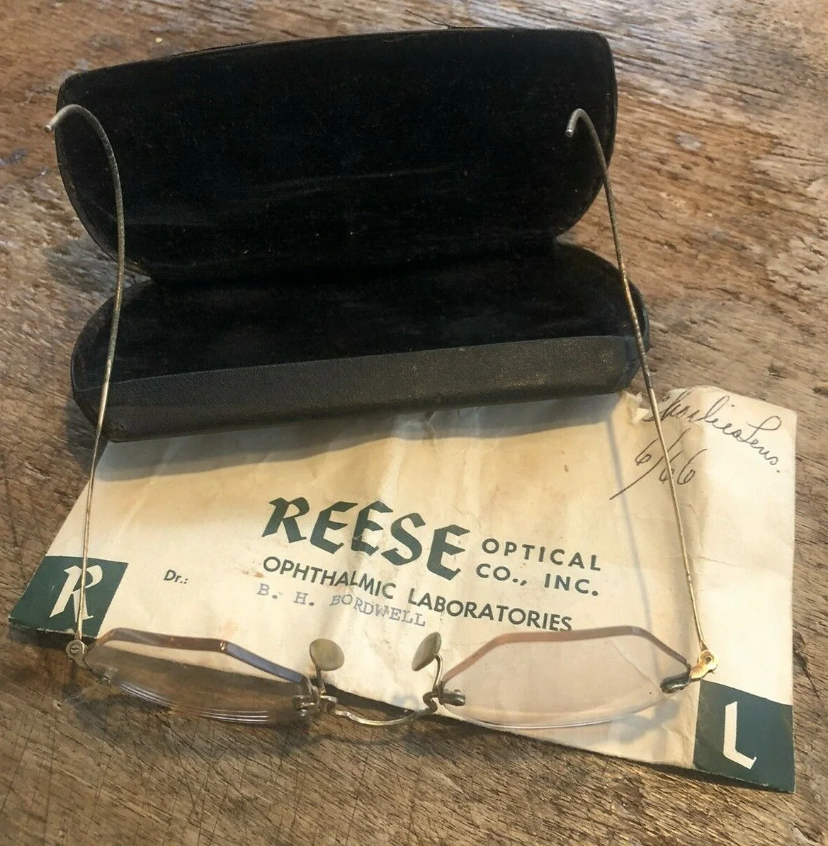 Early 1900s Unusual and Cute Octagon Lens Glasses 2