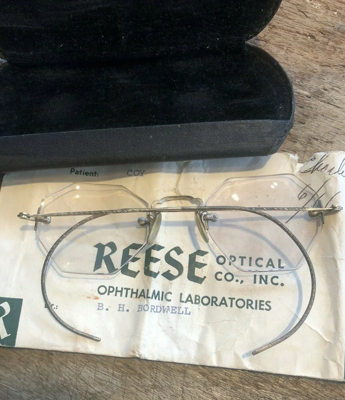 Early 1900s Unusual and Cute Octagon Lens Glasses 3